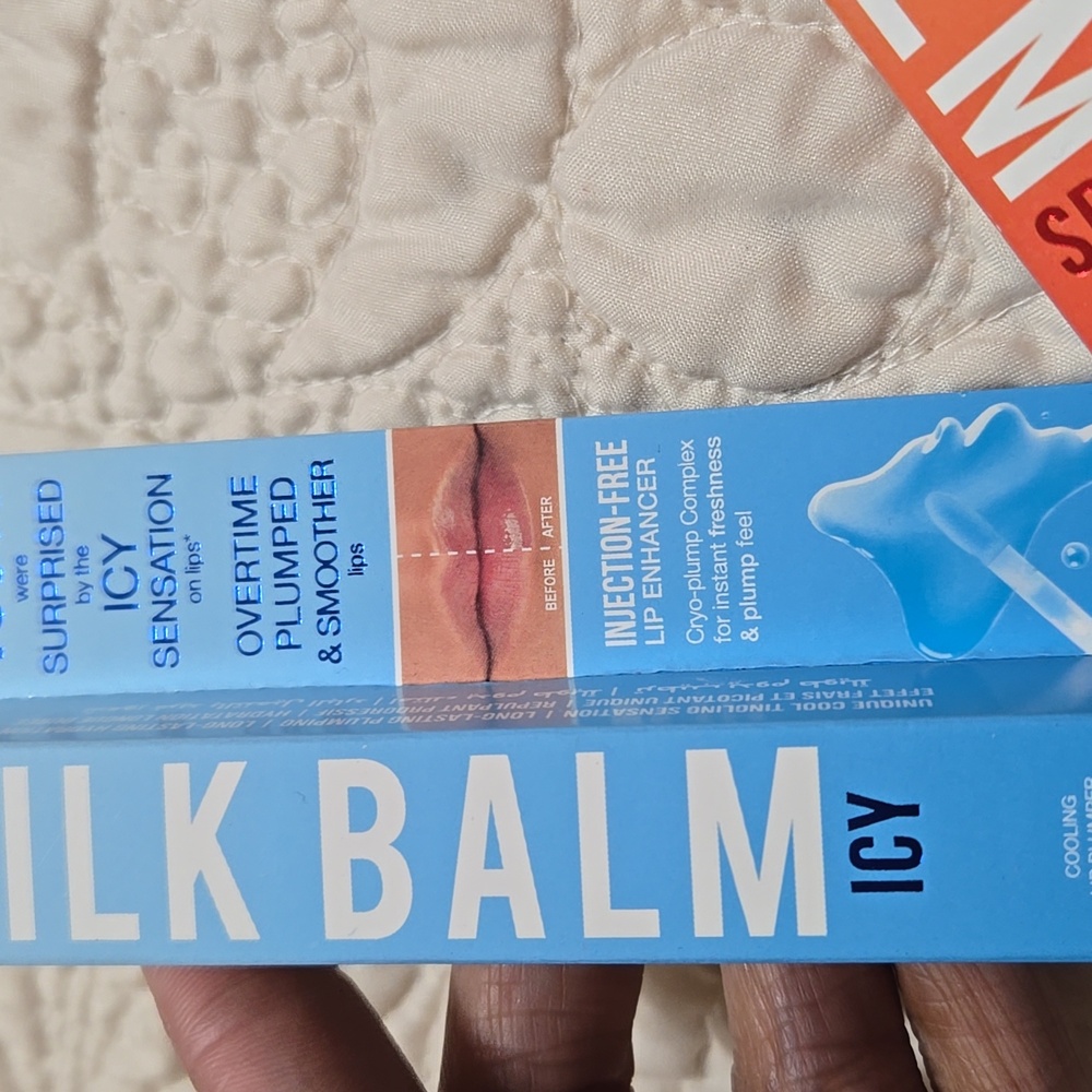 Huda Beauty Silk Balm Icy - Picture 2 of 3